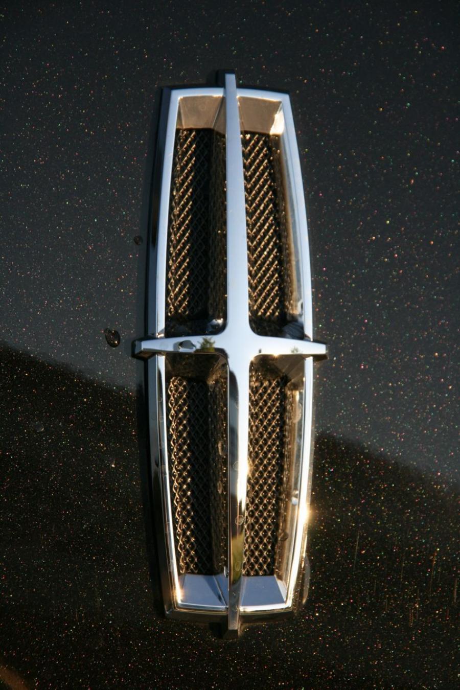  Lincoln MKS 2008 года  (фото 89 из 284)